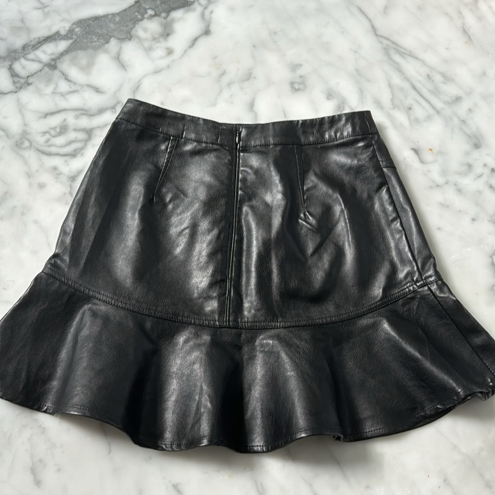 Vestique Vegan Leather Mini Skirt - Picture 2 of 4